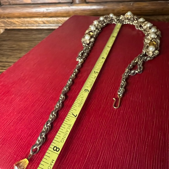3/$30 Vintage Faux Pearl & Rhinestone Necklace - Picture 3 of 5